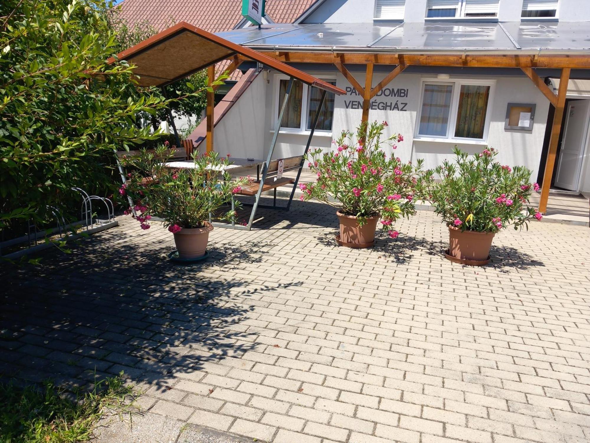 Paterdombi Vendeghaz Hotel Zalaegerszeg Exterior photo